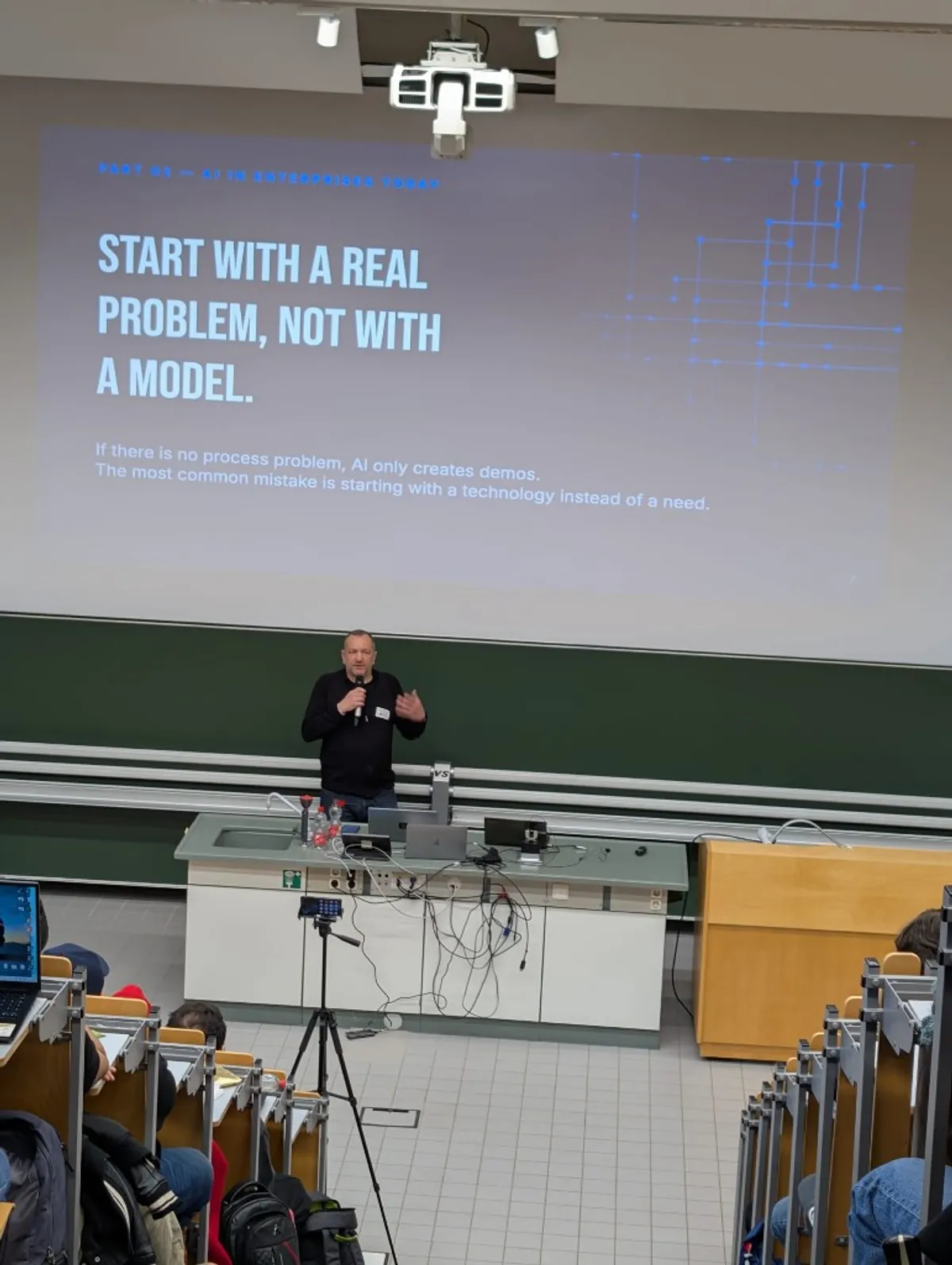 AI-Konferenz 2026 an der Hochschule Schmalkalden, zwischen Cloud, CNN und eigenem GPT